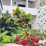 Casa La Plaza بيت للعطل