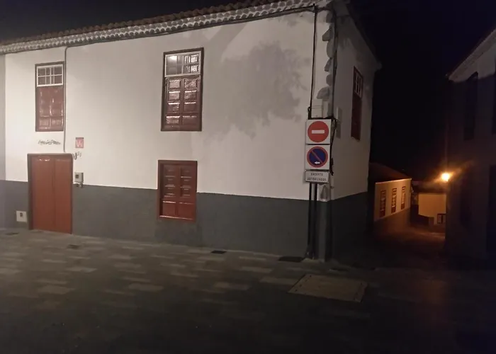 Casa La Plaza Сasa de vacaciones Agulo